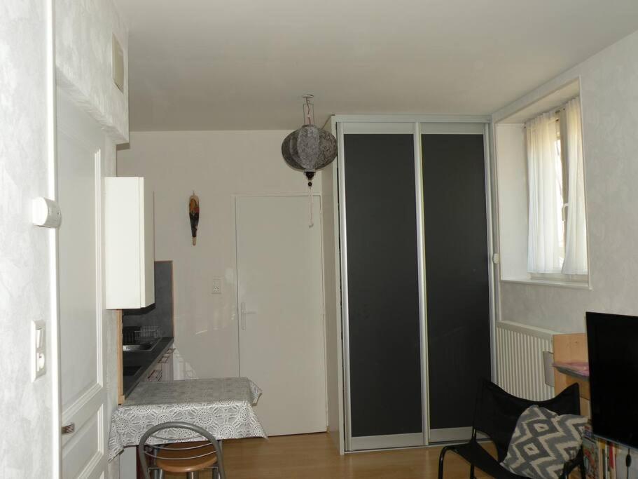 Ferienwohnung Charmant Studio A Belfort Quartier Vosges Exterior foto