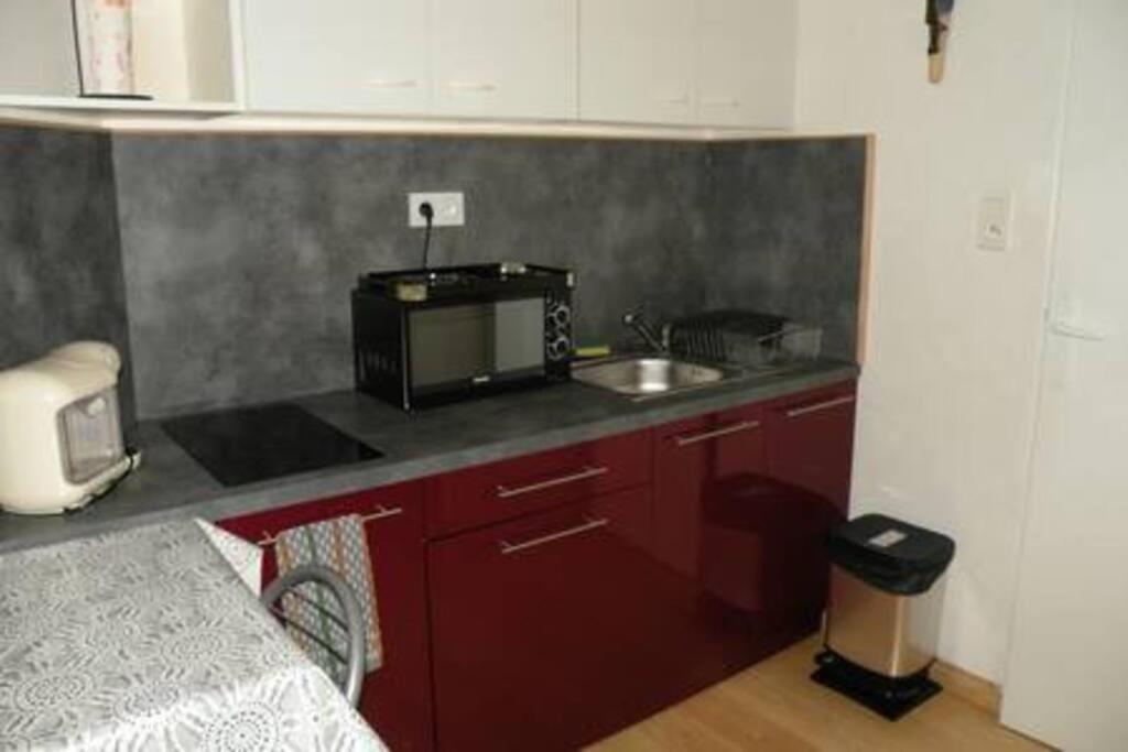 Ferienwohnung Charmant Studio A Belfort Quartier Vosges Exterior foto